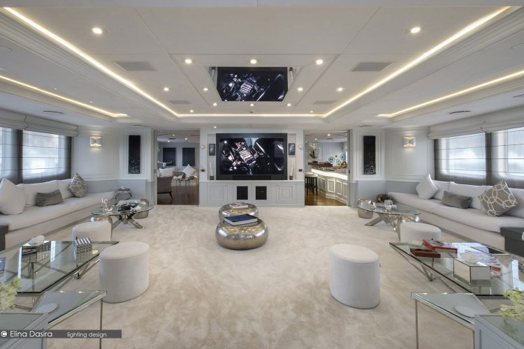Chakra Yacht 11